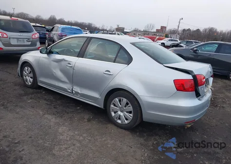 2013 Volkswagen Jetta 2.5L Se z USA, uszkodzony, nr VIN 3VWDP7AJ6DM374285